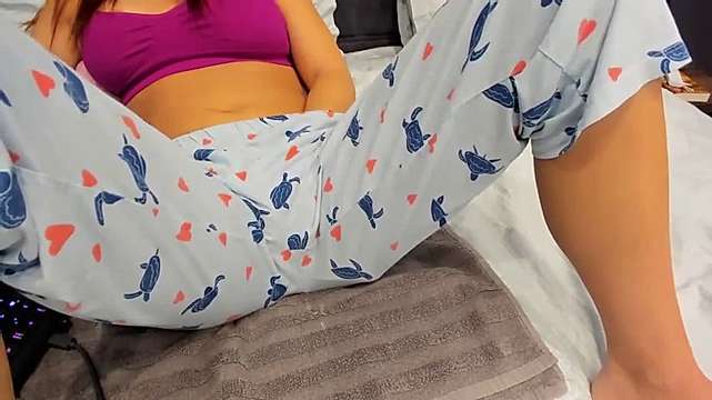Cam for Horny_mommy