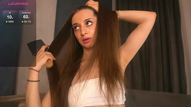 Stripchat sex cam AlessiaBabyDoll