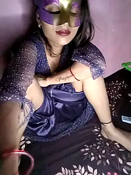 Stripchat sex cam Bhummee