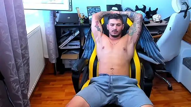 Stripchat sex cam chrismaster12