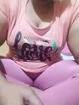 Stripchat sex cam SweetyTamil75