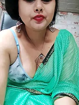 Stripchat sex cam SWETTANIYA